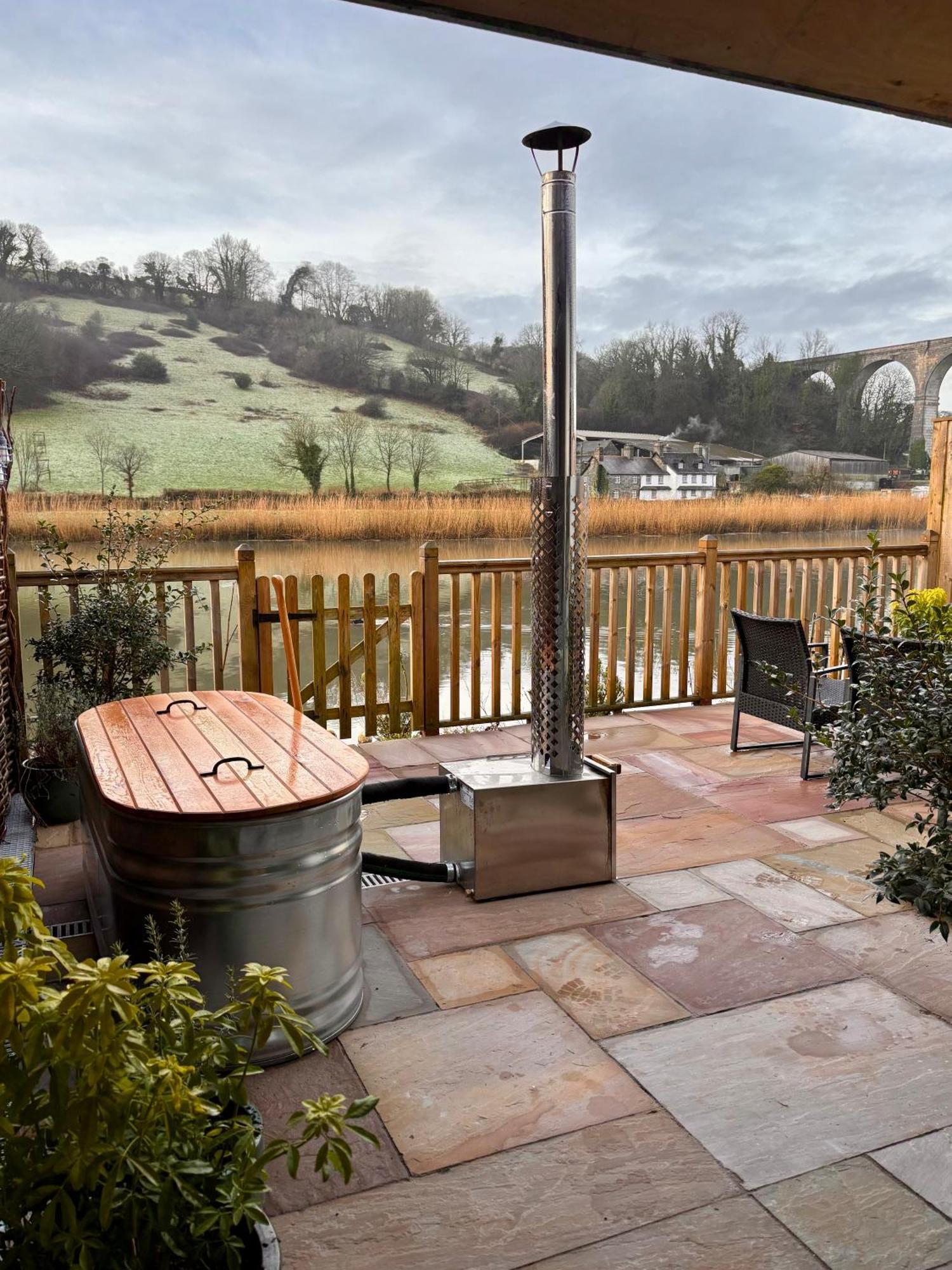 Viaduct River View & Outdoor Bath - Couples Retreat Calstock Zewnętrze zdjęcie