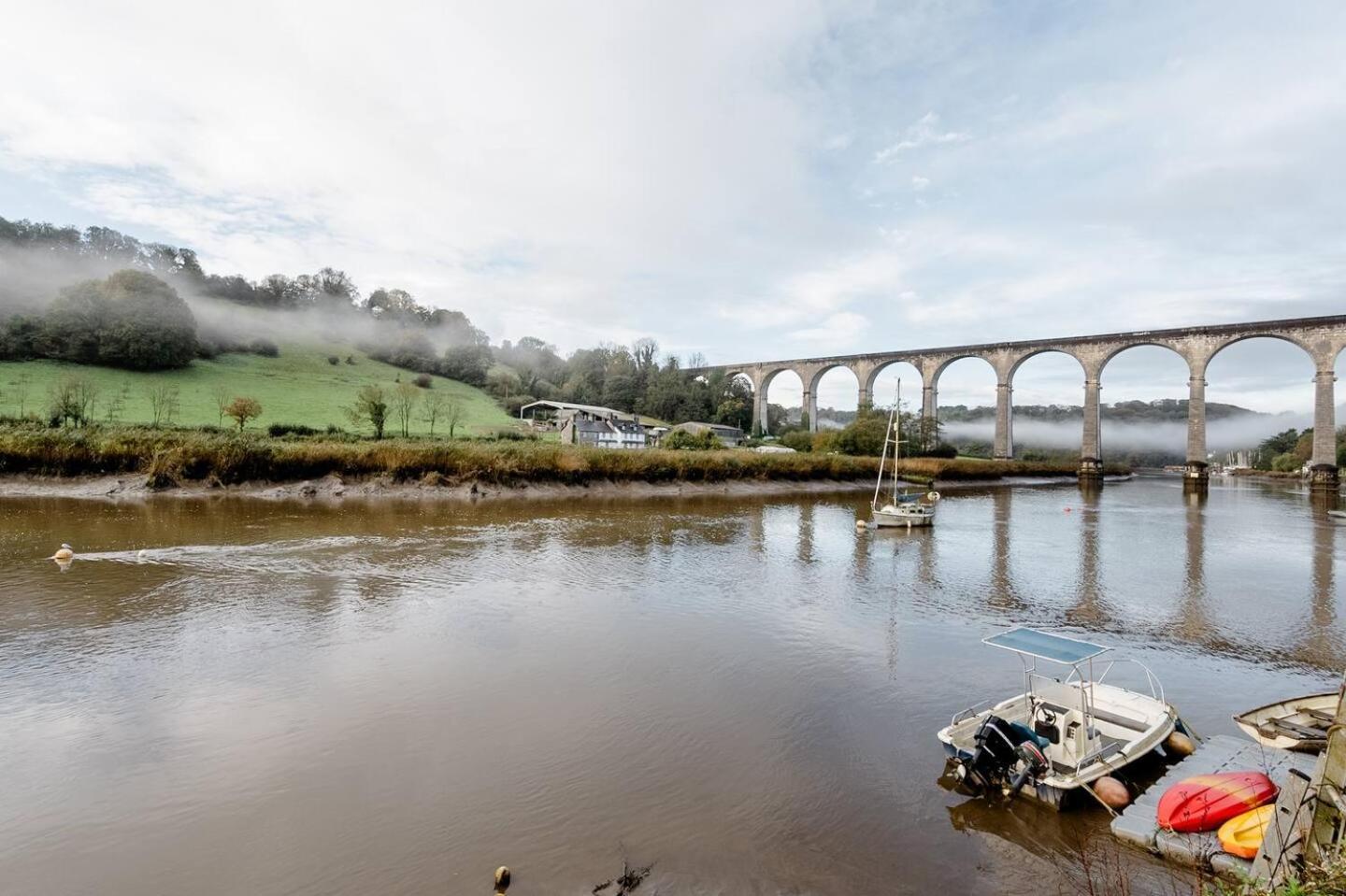 Viaduct River View & Outdoor Bath - Couples Retreat Calstock Zewnętrze zdjęcie